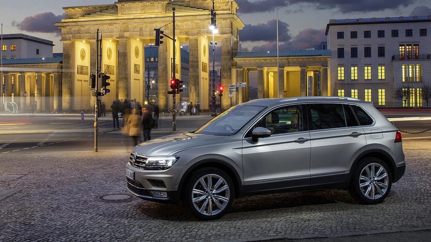 Volkswagen tiguan 2.0 at. Tiguan 2. Тiguаn 2.. VW Tiguan 2g. Фольксвагенфольксвагентюгуан 2.