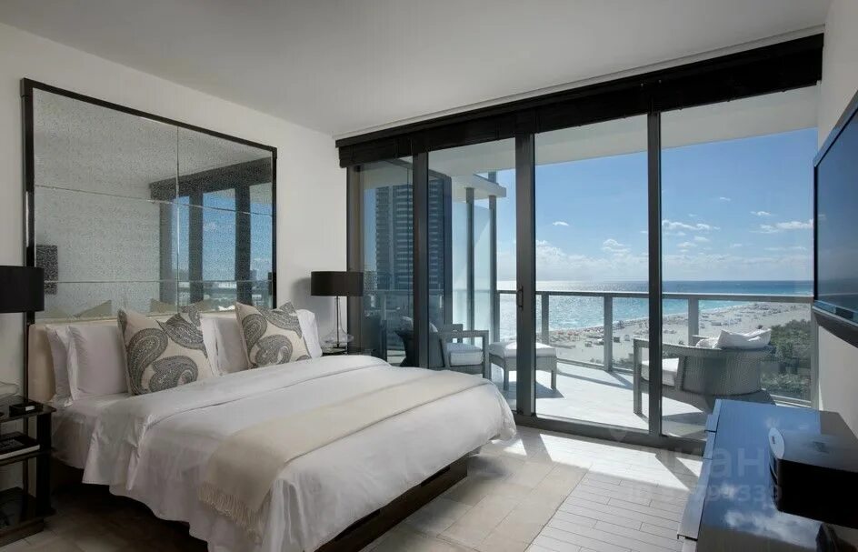 Bugatti residences dubai. Апартаменты в дубае. Five luxe jbr. Порт де ла мер дубай. Квартира 2 комнатная в дубае.