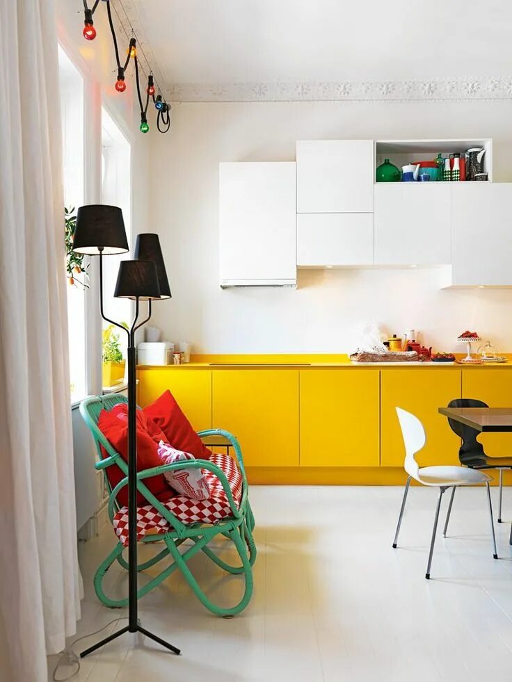 Интерьеры ярких кухонь маленький гарнитур для маленькой кухни Kitchen design color, Kitchen island desi