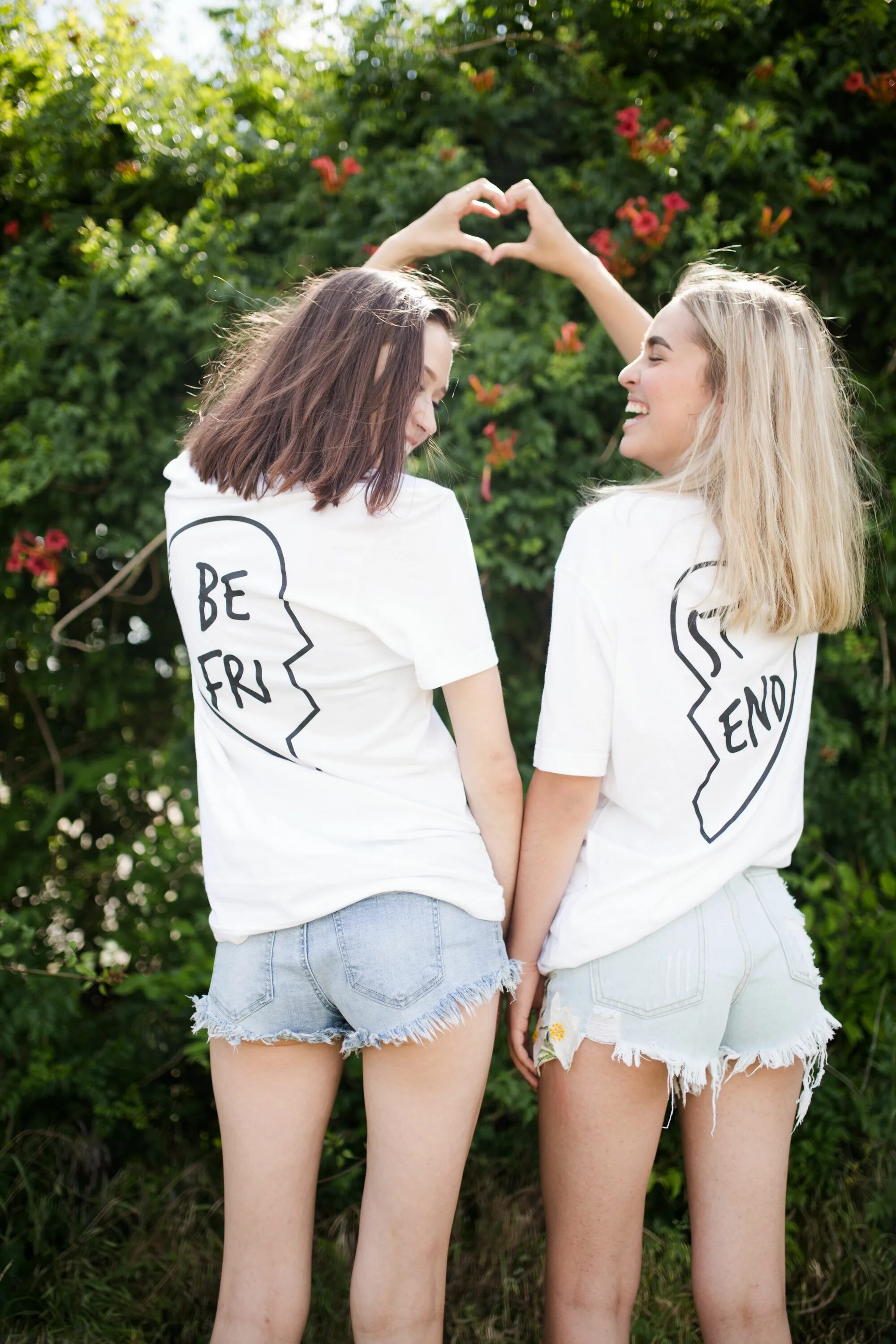 2 pretty best friends. Девушки подружки. Фото подруг. Девочки подруги. 2 pretty best friends.