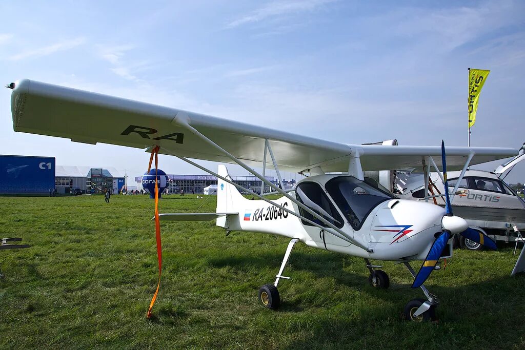 Многоцелевой четырехместный двухдвигательный самолет маи-411. Маи авиа. Маи-223 самолёт. Самолета маи-411 «альфа-км». Маи авиа.