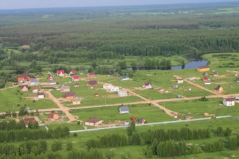 Поселок ясенево. Поселок Ясенево речка Солоница. Коттеджный поселок Ясенево деревня Лобастово Некрасовский район. Ясенево Ярославская область Некрасовский район. Некрасовский район Ярославль деревня Солоница.