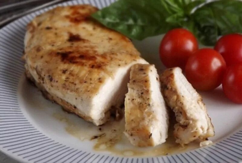 Пп из филе. Пп куриное филе. диетическая куриная грудка в духовке. блюда из филе курицы пп. пп блюда из куриной грудки.