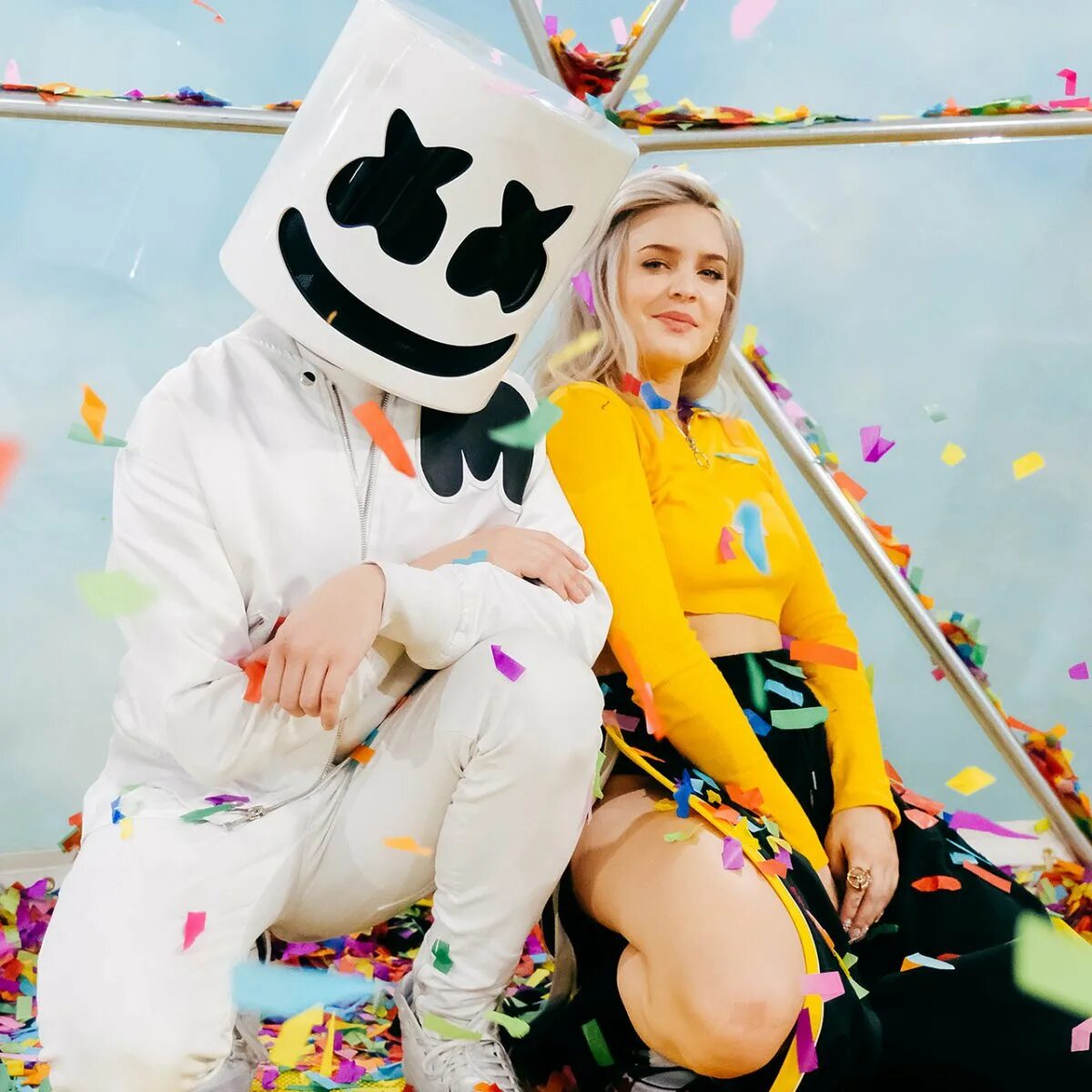 Maria friends. Anne Marie и маршмеллоу. Маршмеллоу френдс. Marshmello Duo группа. Anne Marie x Marshmello.