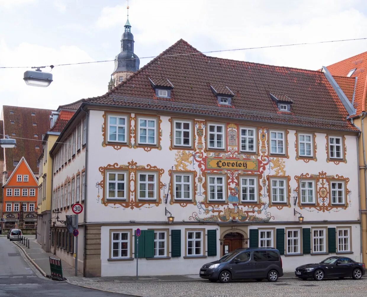 Замок кобург. Город кобург германия. Сакс кобург сквер. Кобург. Голова замок вест кобург.