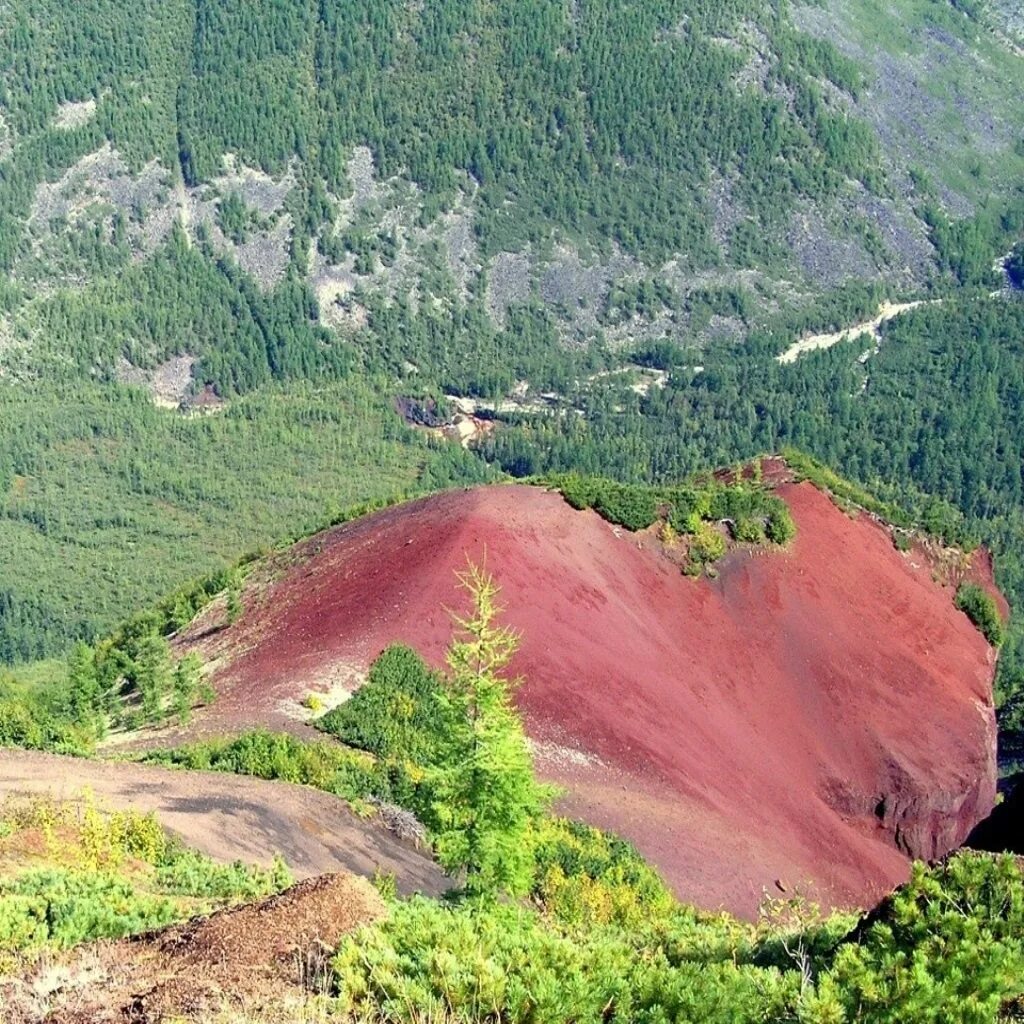 Кодар хребет забайкалье. Национальный парк кодар чара. Кодар хребет забайкалье. Горы забайкальского края. Горы в забайкальском крае.