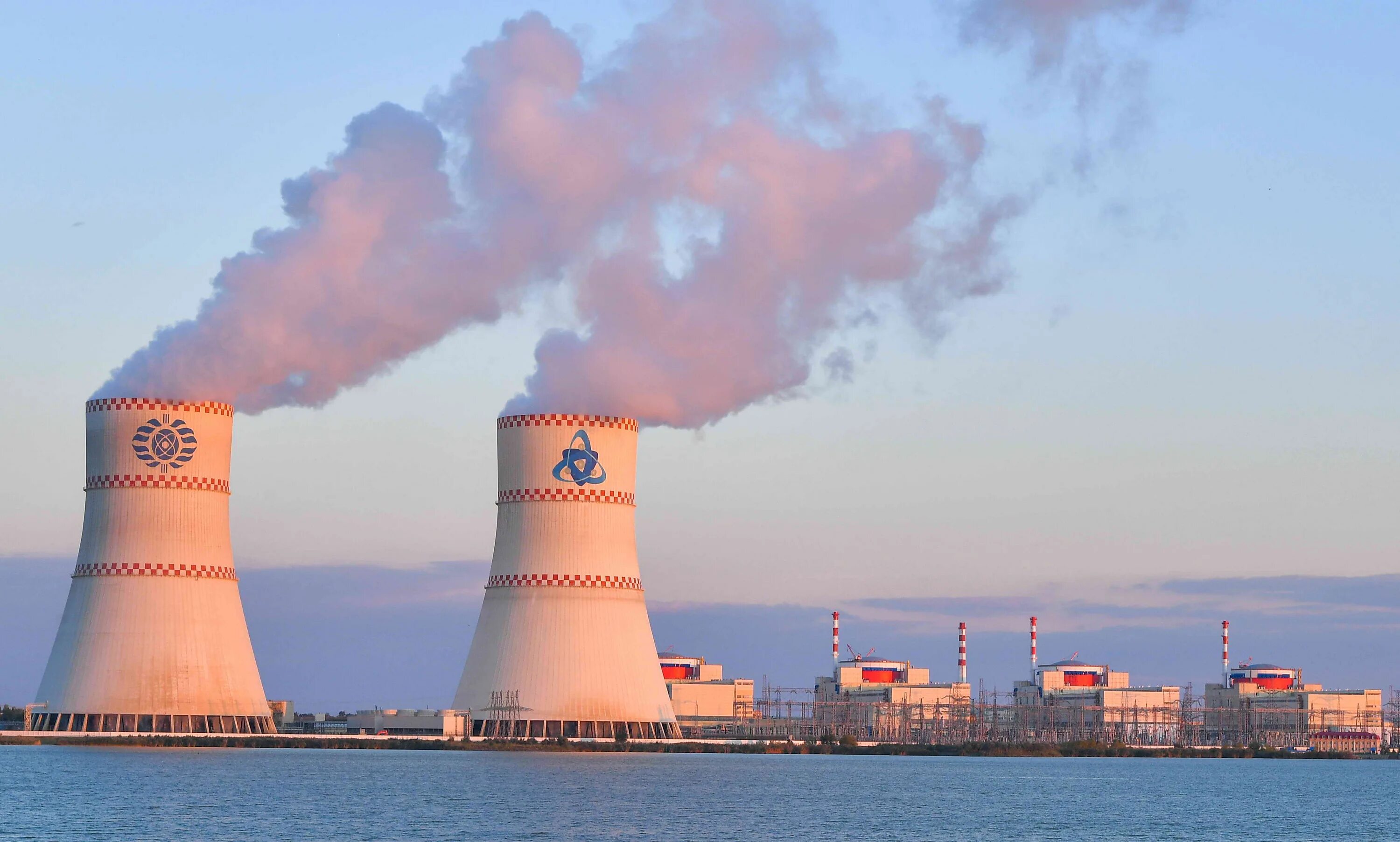 Ростовская атомная станция волгодонск. Ростовская аэс (4000 мвт). Выработка аэс. Ленинградская атомная электростанция (лаэс). Нововоронежская атомная станция.