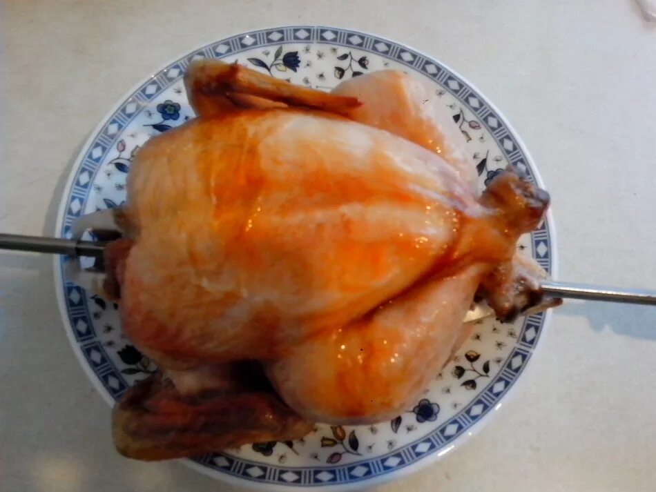Сколько готовится курица гриль. Курица гриль. Курица-гриль в духовке на вертеле.
