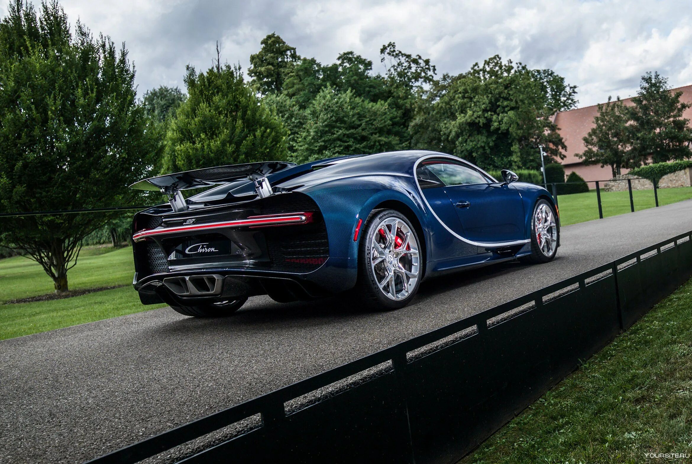 Бугатти чирон 2016. Бугатти вейрон 2022. Бугатти чирон 2022. Бугатти шерон 2022. Бугати широн.