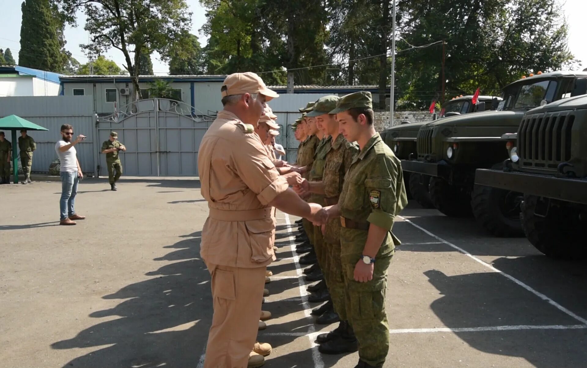 Документы для пересечения границы с абхазией. Абхазская армия. Армия сухуми. Военный госпиталь в абхазии. Документы необходимые для пересечения границы.