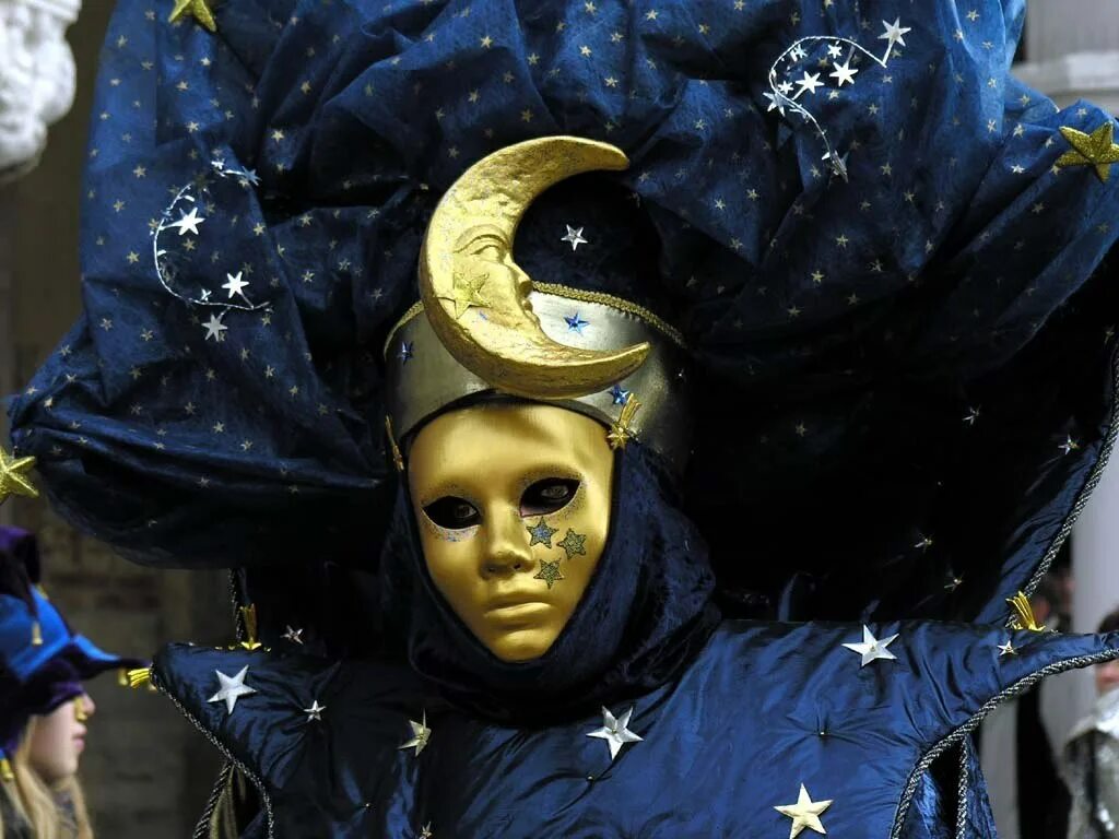 Маска для карнавала. Венецианские маски луна. Венецианские маски луна. Маскарад луны. Маскарад луны.