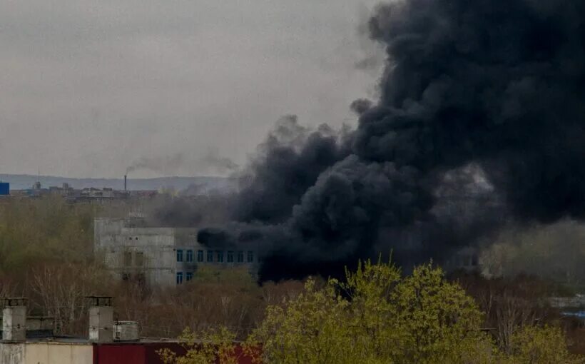 Новостроящиеся здания пожар. Последний пожар в Петропавловске Камчатском. Пожар в Перми. Пожары в Петропавловске Камчатском за 4 дня.