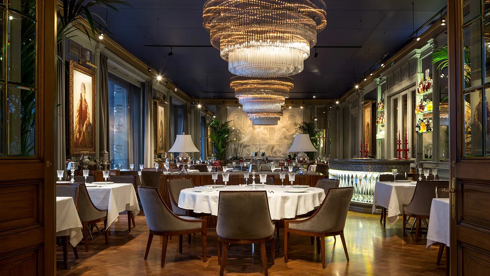 Турандот, Москва Restaurant, Ceiling lights, Exterior
