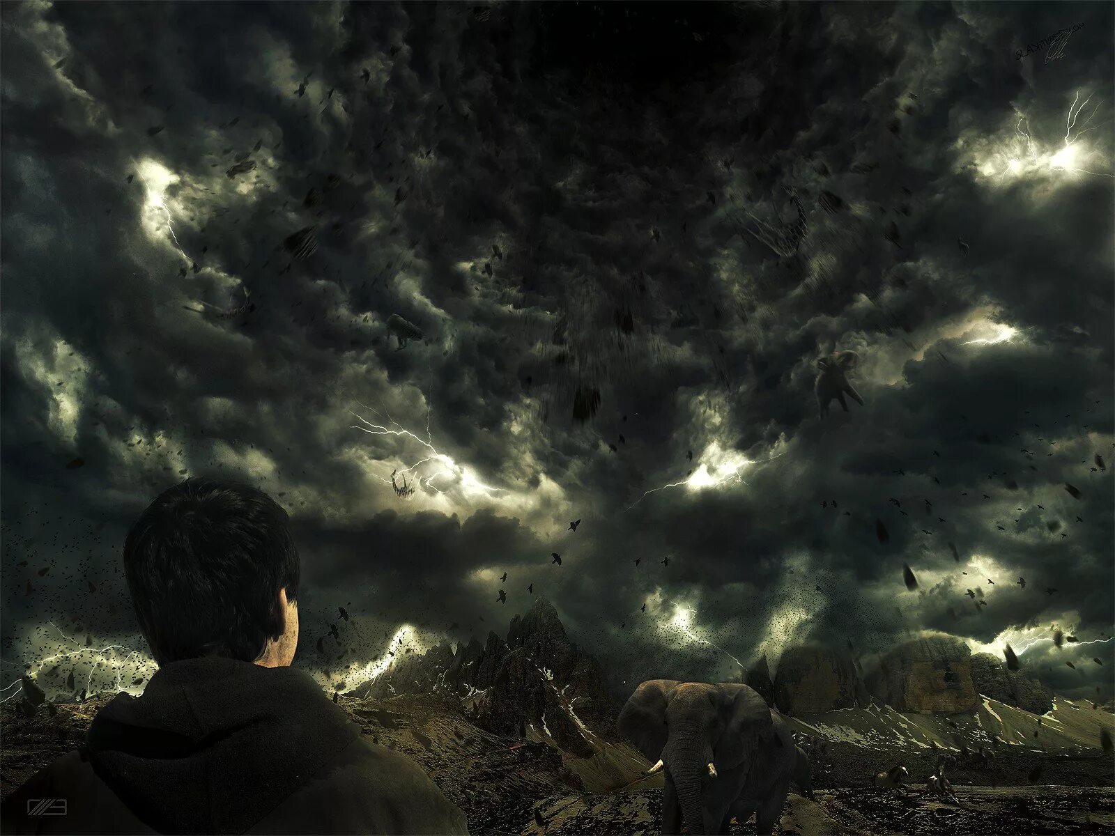 Мрачное небо. Мрачные облака. Человек в темном небе. Тяжелое небо.