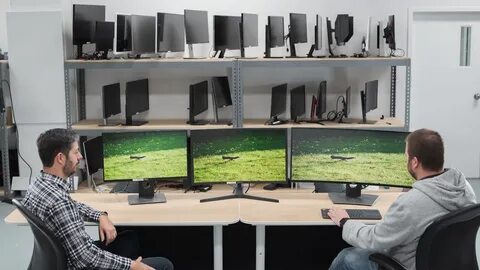 Monitor compare