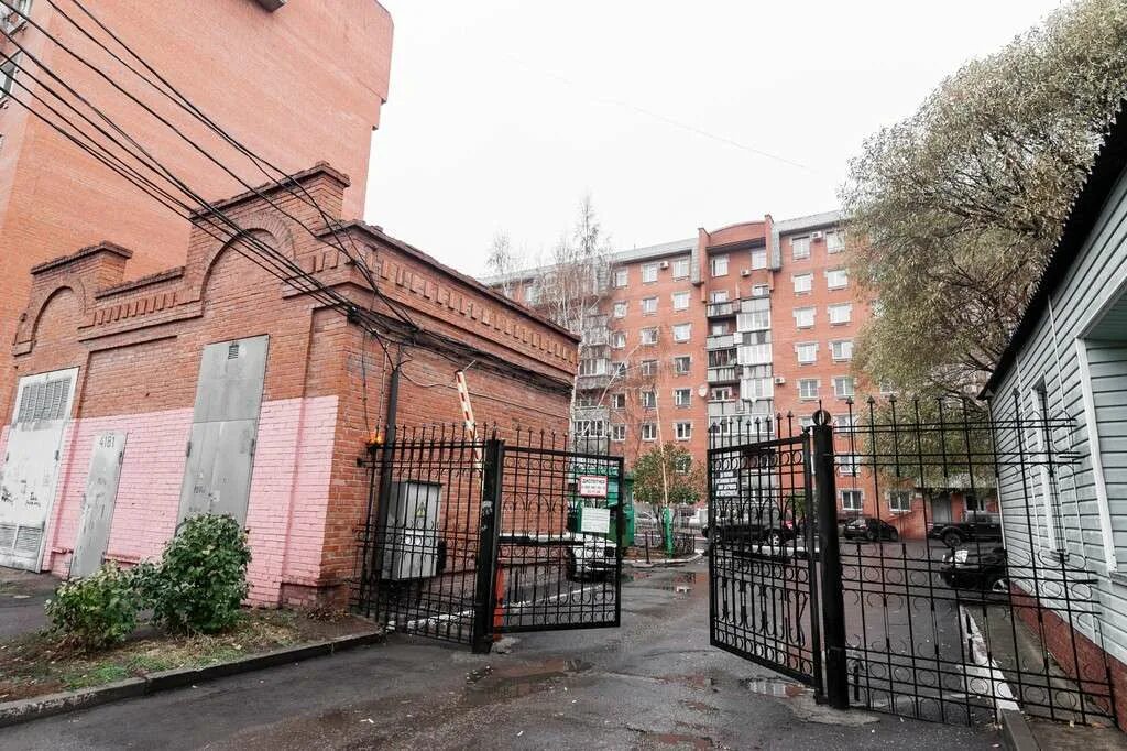 Лермонтовский проспект 2 санкт-петербург. Лермонтовский 24. Красноуральск центральная 24 двухэтажный дом. Лермонтовский 24. Лермонтовский проспект 26 спб площадка.