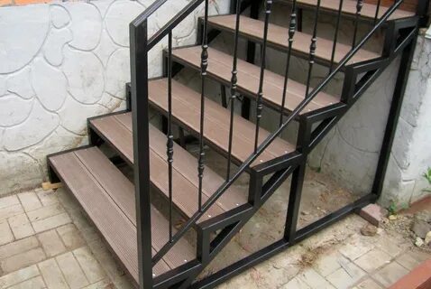 Металлический каркас ступеней