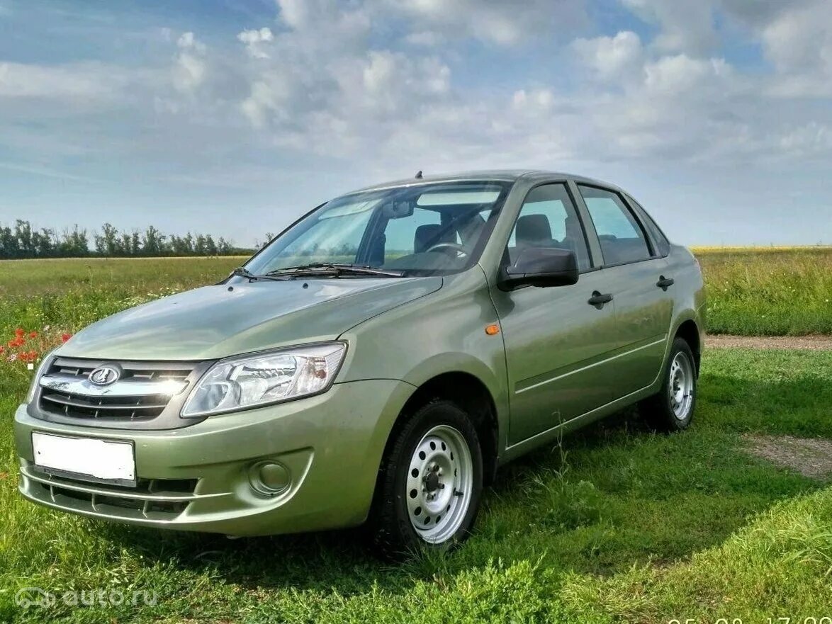 Lada granta зеленая. Лада гранта цвет аллигатор 309. Лада гранта зеленая. Агава гранта лифтбек. Лада гранта 2022 зеленая.
