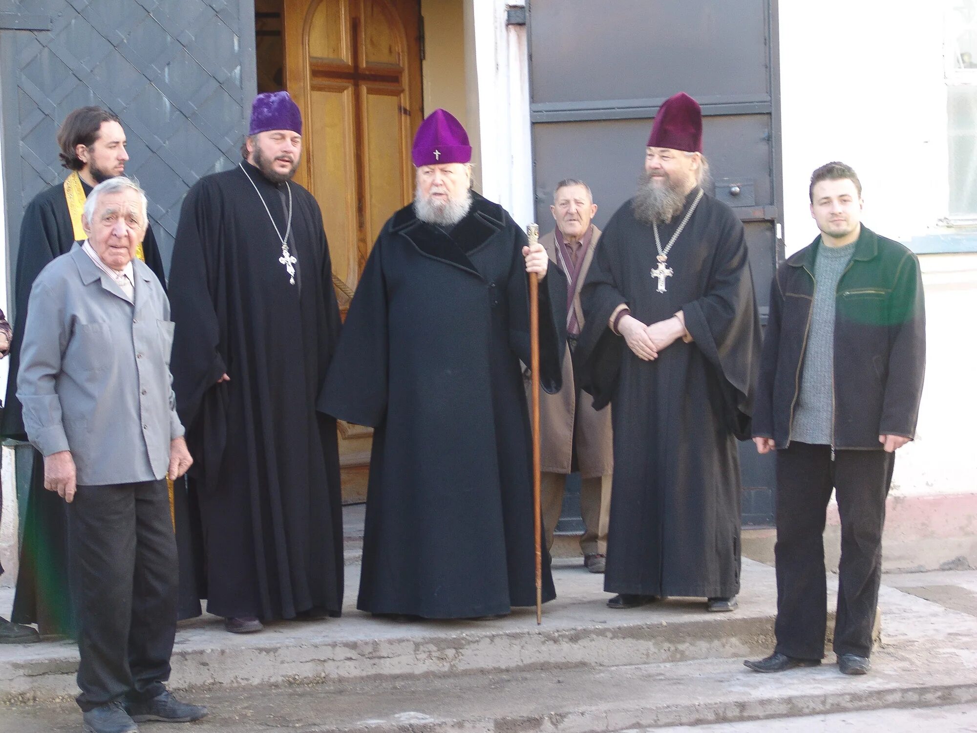 Сторож в церкви. Архиепископа Орловского и Ливенского Паисия орёл.