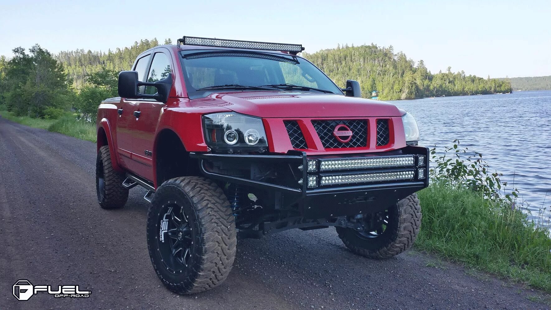 Titanfall 2 монарх прайм. Tennesi taytens american footballmichael oher's injury. Titan lethal. Titanfall 1 all titans. Titan lethal.