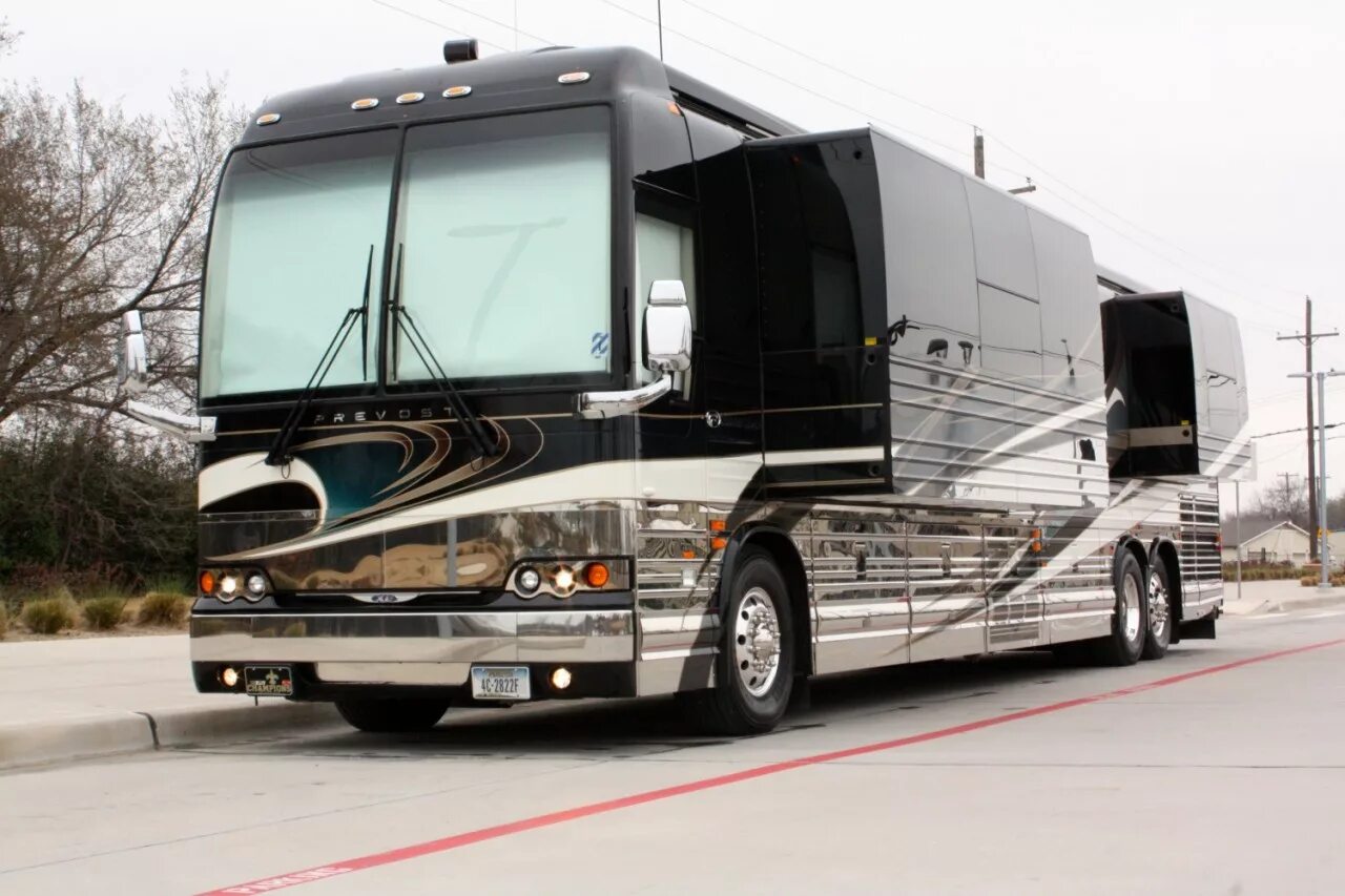 Marchi mobile elemment palazzo superior. автодом уилла смита. кемпер futuria (motorhome). Luxury автодом. самые дорогие дома на колесах в мире.