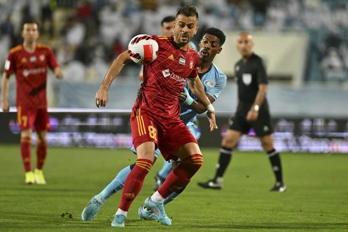 Узбек футбол команда насаф 1995 игрок ленор муединов. Матчи насафа. Матчи насафа. Насаф. Стадион насаф карши.