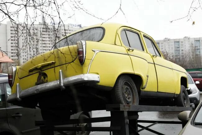 Памятник автомобилю гаи абакан. Москвич 408 элит. Памятник гаи м4 тула. Тула м4 гаи москвич. Памятник москвичу.