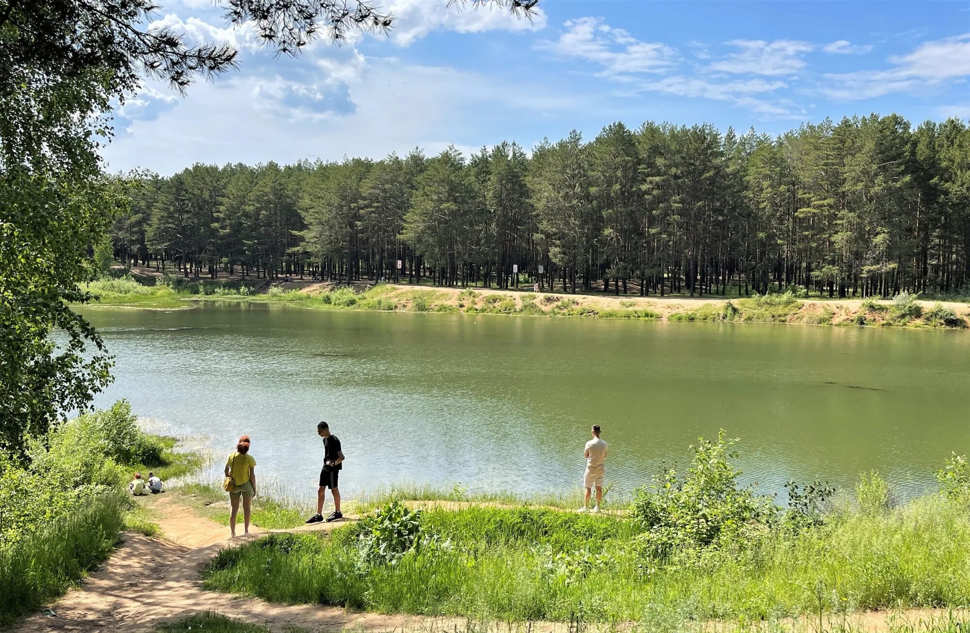 Поселок маленькая страна набережные челны. Озера лесное в набережных челнах. Озеро набережные челны. Вишневка набережные челны. Озеро подборное набережные челны.