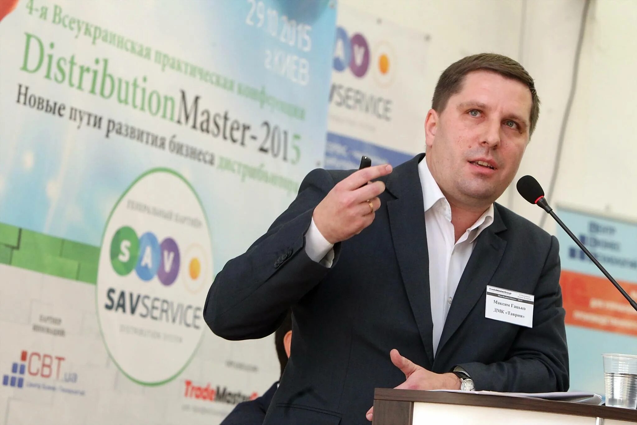 Генеральный директор финансовой компании. Управляющий отелем. Ген директор. Максим басов генеральный директор суэк. Ларкин генеральный директор.