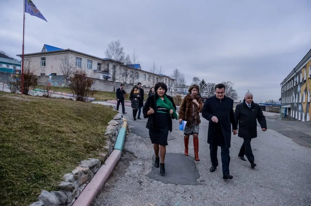 Партизанск население. Город Партизанск Приморский край. Партизанск Приморский край администрация. Детский дом Партизанск Приморский край. Партизанск Приморье.