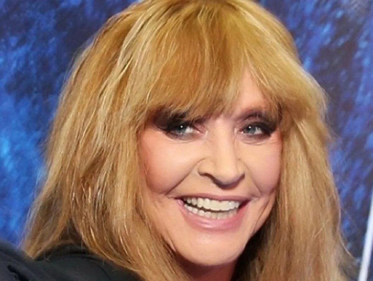 Алла пугачева "алла пугачева". Пугачева страшная. Сколько лет пугачевой алле в 2024 году. Алла пугачева в молодости 2021. Алла пугачева в молодости.