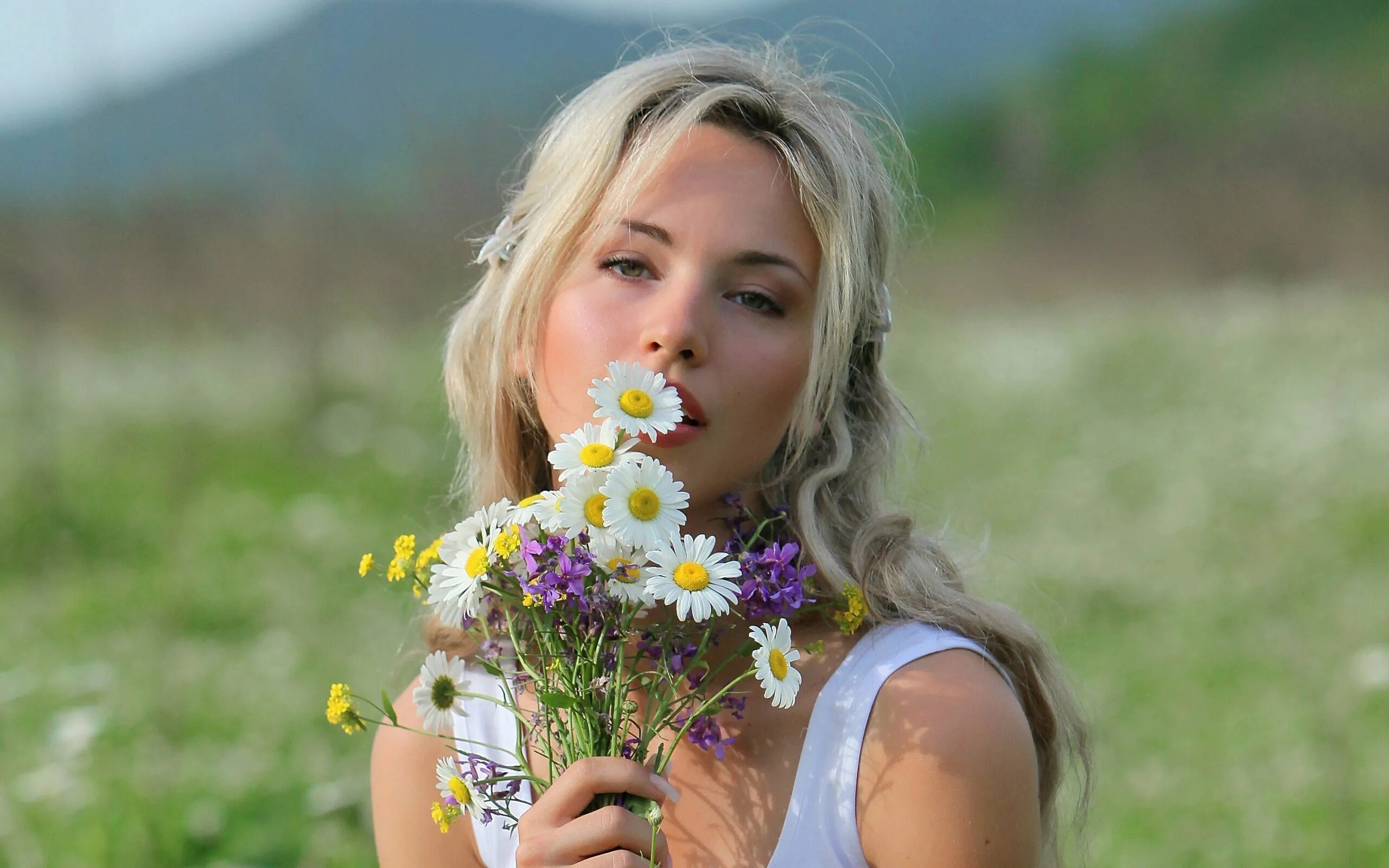 Елена на природе - 15 фото