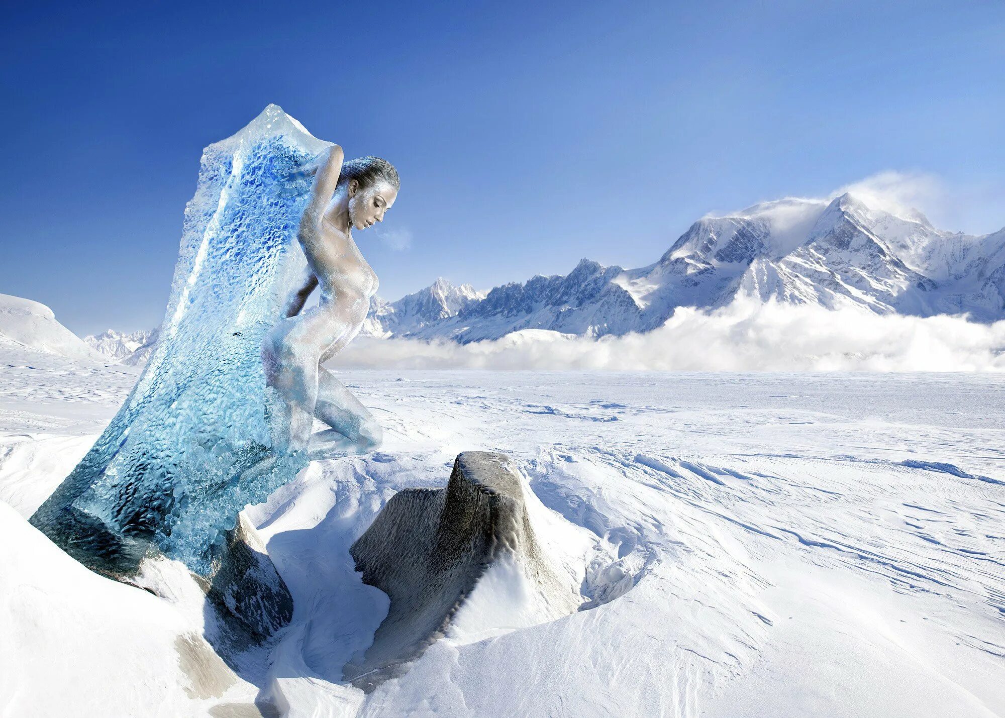 Cold and snowy. Девушка в снежных горах. Девушка во льду. Фотосессия в горах зимой. Девушка в горах зима.