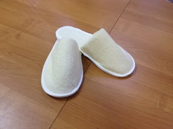 Приснились тапочки к чему. Tapkivip тапочки домашки. Вязаные балетки схемы. Тапочки сонник. Валяные тапочки царь.