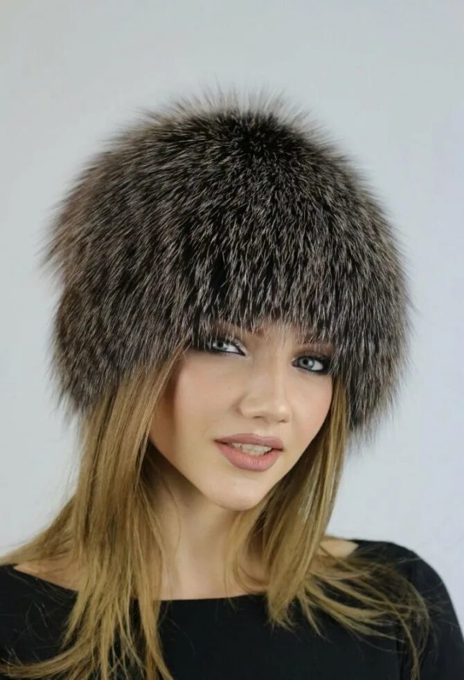 модные норковые шапки. шапки из меха женские. меховые шапки женские модные. меховая шапка женская. русская меховая шапка.