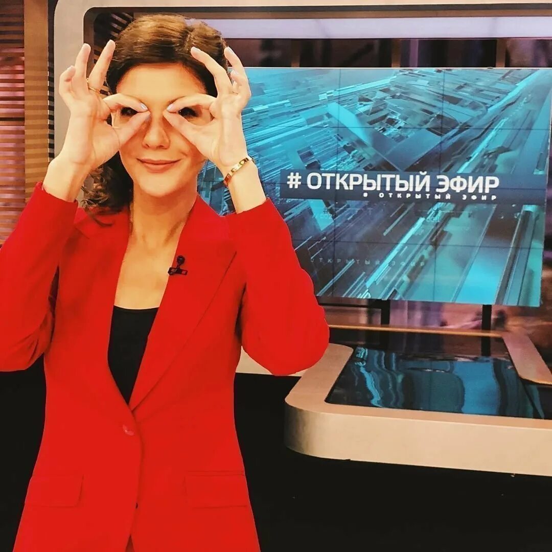 Телеведущие звезды женщины. Ведущая надана фридрихсон. Телеканал звезда утренний эфир ведущие. «сегодня утром» телеканал звезда анна. Канал звезда утро ведущие.