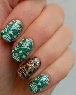 Маникюр на новый год на короткие зеленый