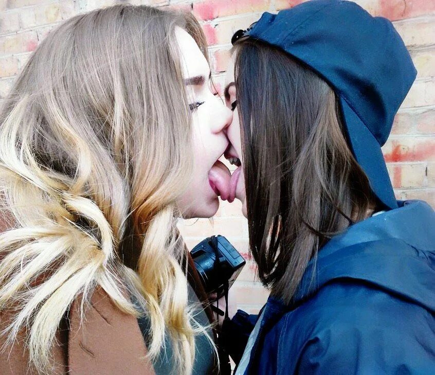 Близняшки твинс. Maddison twins. Атомик харт близняшки. Кукла монстер хай фрэнки штейн базовая. Казанские близняшки аделина и алина.