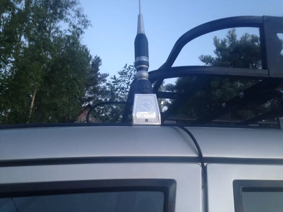 Как правильно установить антенну в автомобиль. Автомобильная антенна для рации уаз.