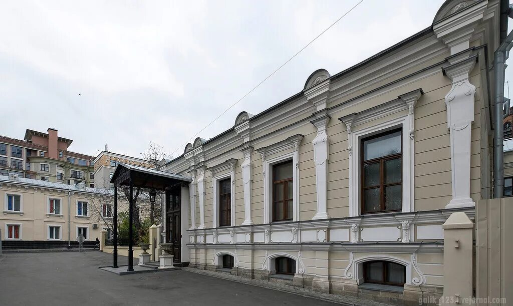 москва малый левшинский пер. новоспасский переулок 3 корпус 1. музей света в москве армянский переулок. ружейный. нижний кисловский пер.