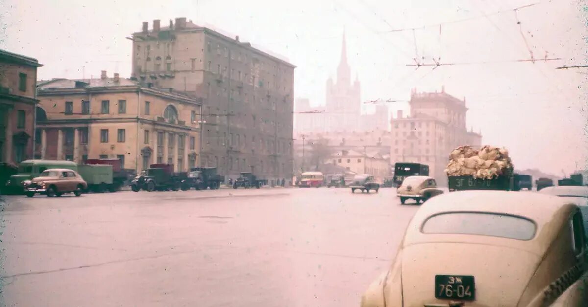 Москва 1955 год. Москва охотный ряд 1956. Кремль москва 1950. Москва ул горькогоцентрадьный телеграф. Москва 4 1955.