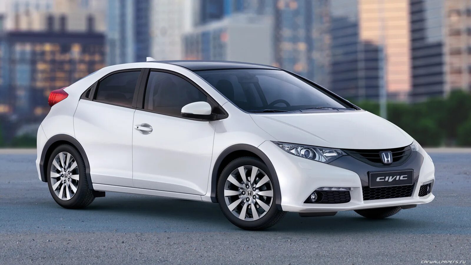 Civic 5d спереди. Honda civic, 5-дверный хэтчбек. Honda civic 5d 2012. хонда цивик 5д 2012. Honda civic hatchback 2012.