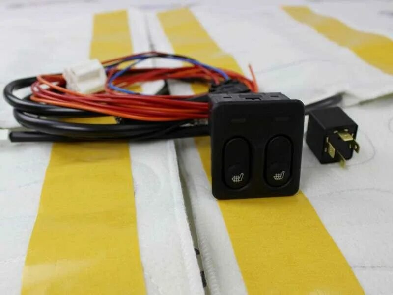 Комплект подогрева сидений ваз 2110. Блок подогрева сидений ваз 2112. Обогрев сидений 2110. Подогрев передних сидений ваз 2110. Подогрев ваз 2110.