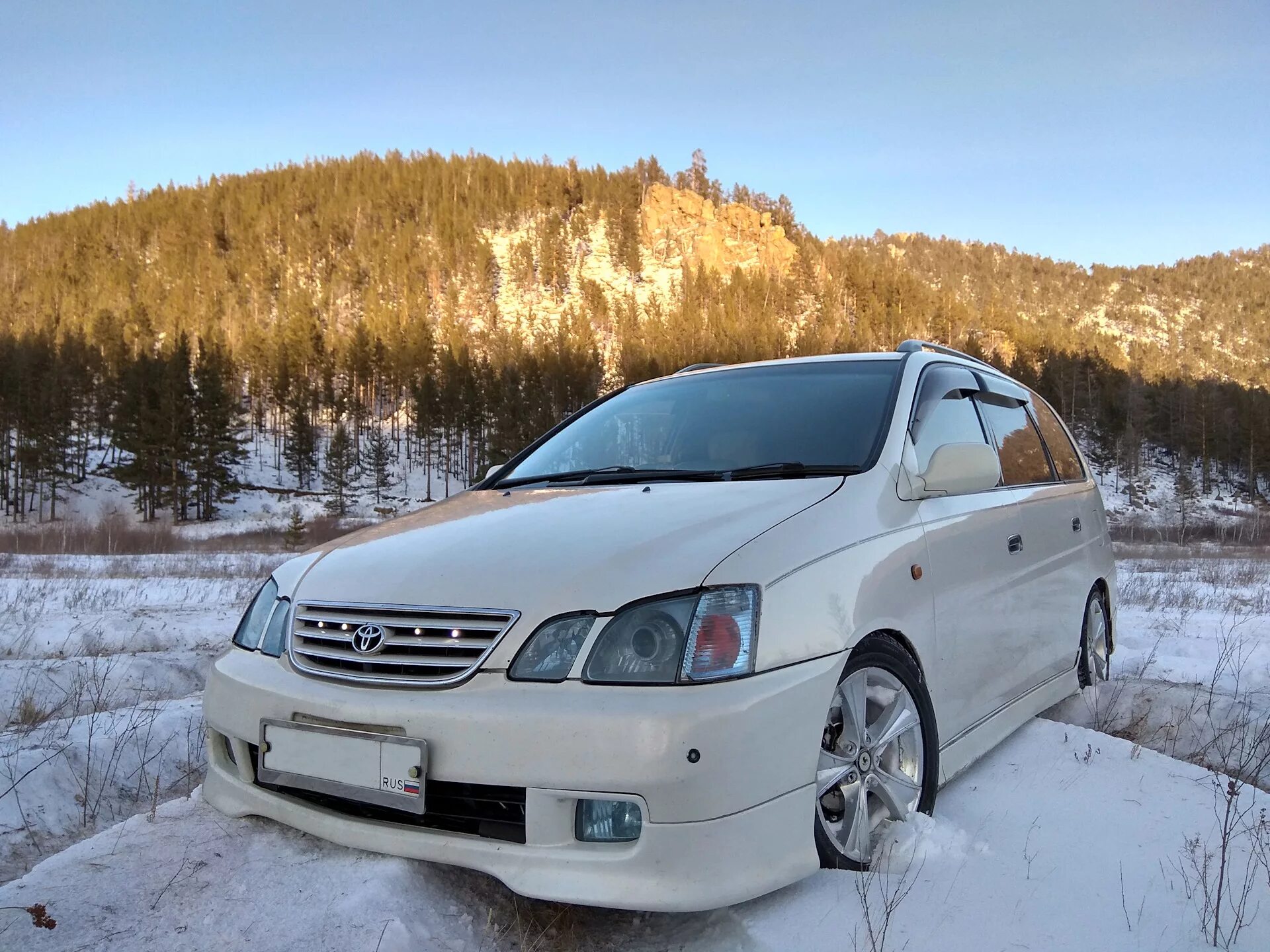 Toyota Gaia 1998 обвес. Обвес Тойота Гайя. Обвес Toyota Gaia. Машина Toyota Gaia.