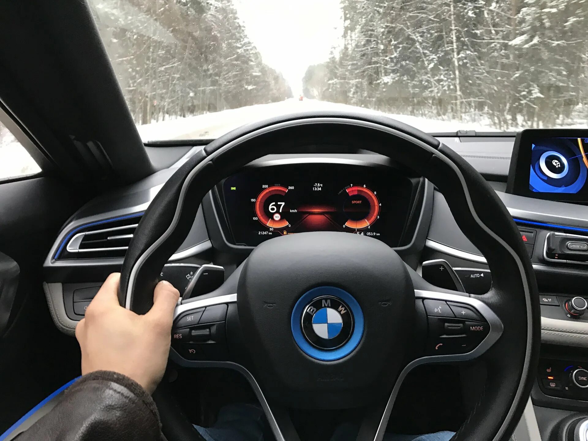 Руль bmw i7 2023. Рулит 7 7 7. Рулит 7 7 7. Руль лады четверки. Руль семерки.