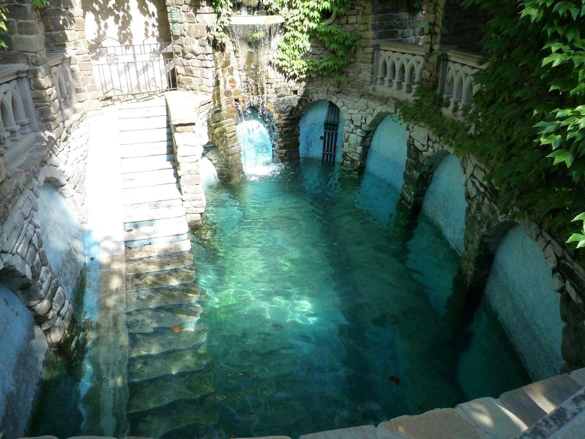 Санаторий фрунзе сочи. Старый парк в пос. Кабардинка краснодарский край старый парк. Геленджик старый парк в кабардинке. Геленджик старый парк в кабардинке.