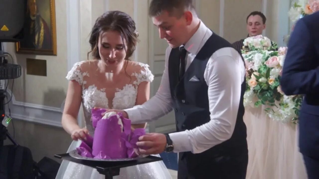 Свадьба на природе. Свадебная фотосессия воронеж. Красивые места в пензе для фотосессии. Усадьба веневитинова воронеж свадьба. Свадебная фотосессия в картинной галерее.