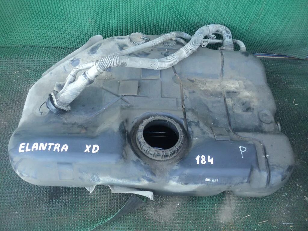311502d500. Топливный бак элантра 4. Топливный бак elantra. Бензобак элантра 4. Топливный бак elantra.