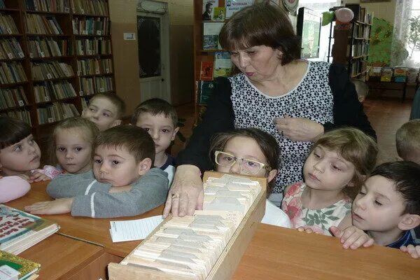 Библиотека альметьевск. Центральная детская библиотека Альметьевск. Альметьевск библиотека Тельмана 58. Детская библиотека Альметьевск Тельмана 58. Библиотека Альметьевск на Тукая.