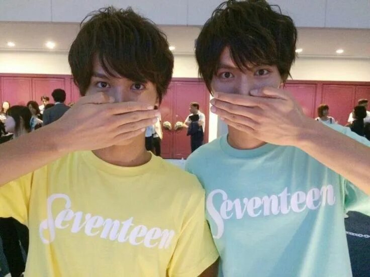 Rental boyfriend. Boyfriend japan. Японские поп группы мужские. Japanese boyfriend pose. Муз группа boyfriends тайланд.